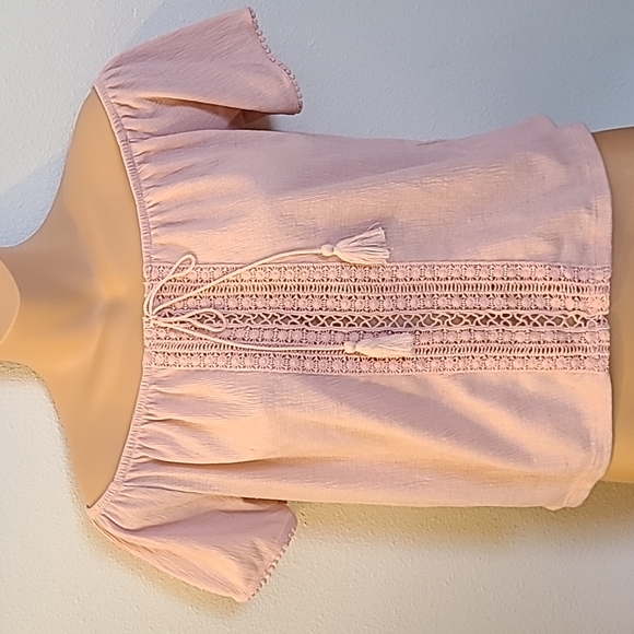 Divided Tops - Women's Divided blouse size Med